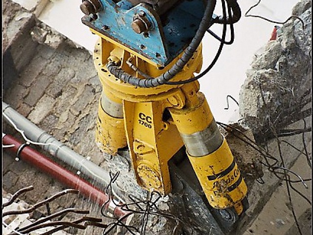 Гидроножницы Atlas Copco на экскаватор