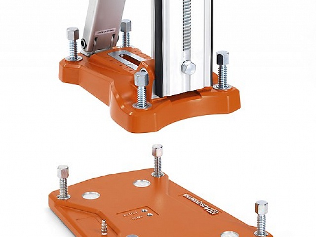 Стойка для бурильных машин